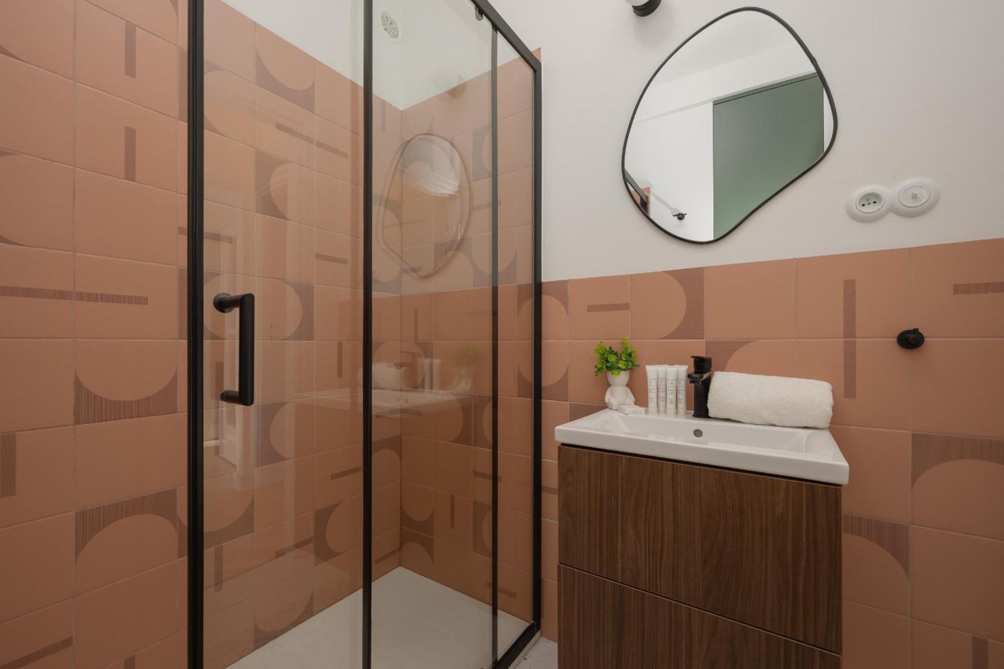 Apartment For 6 People Near Royal Baths Park By Renters Prestige Warschau Buitenkant foto