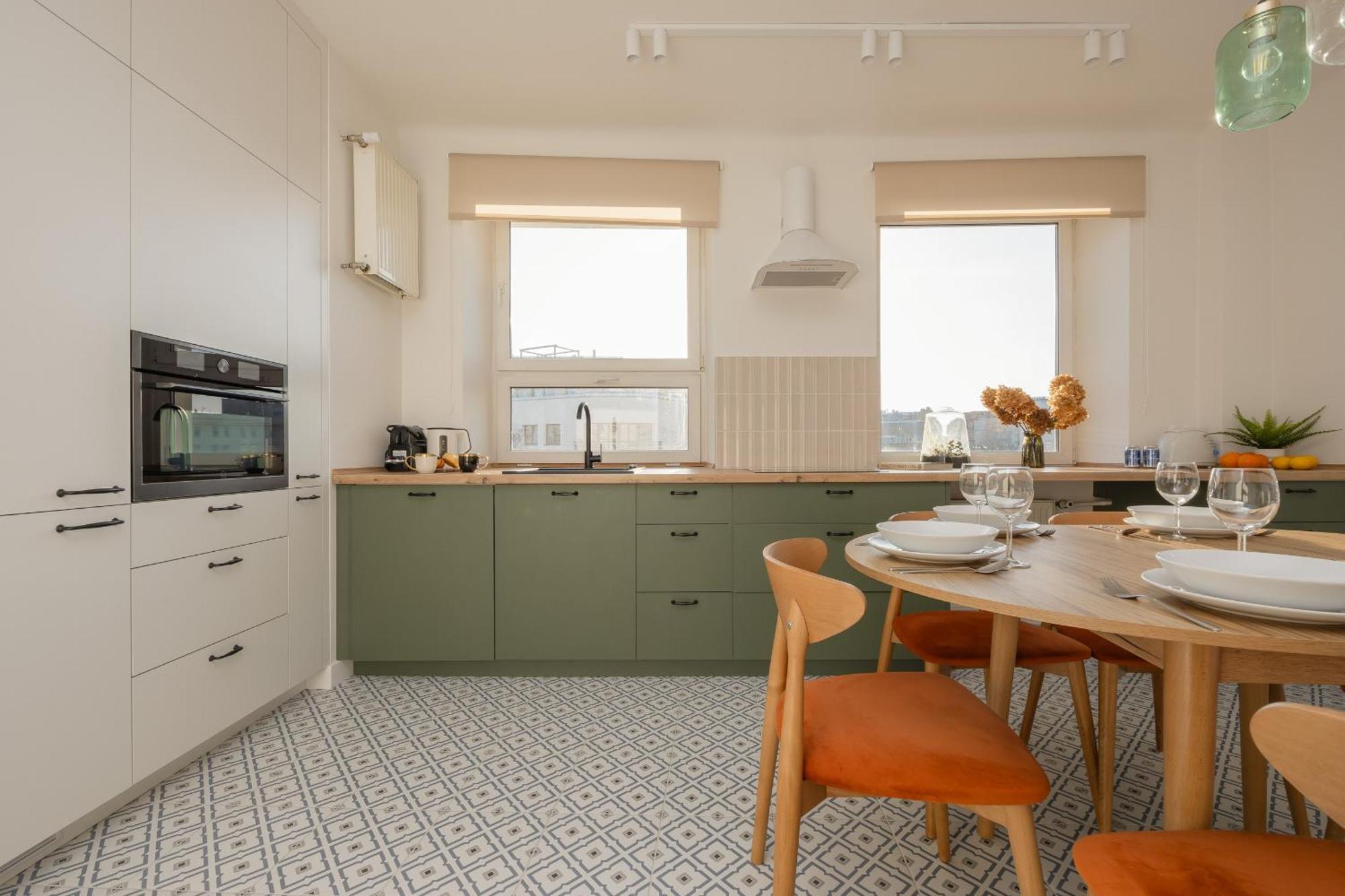 Apartment For 6 People Near Royal Baths Park By Renters Prestige Warschau Buitenkant foto